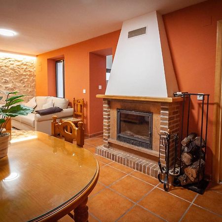Casa Amparo - Alquiler íntegro con encanto en Alicante Alcoleja Exterior foto