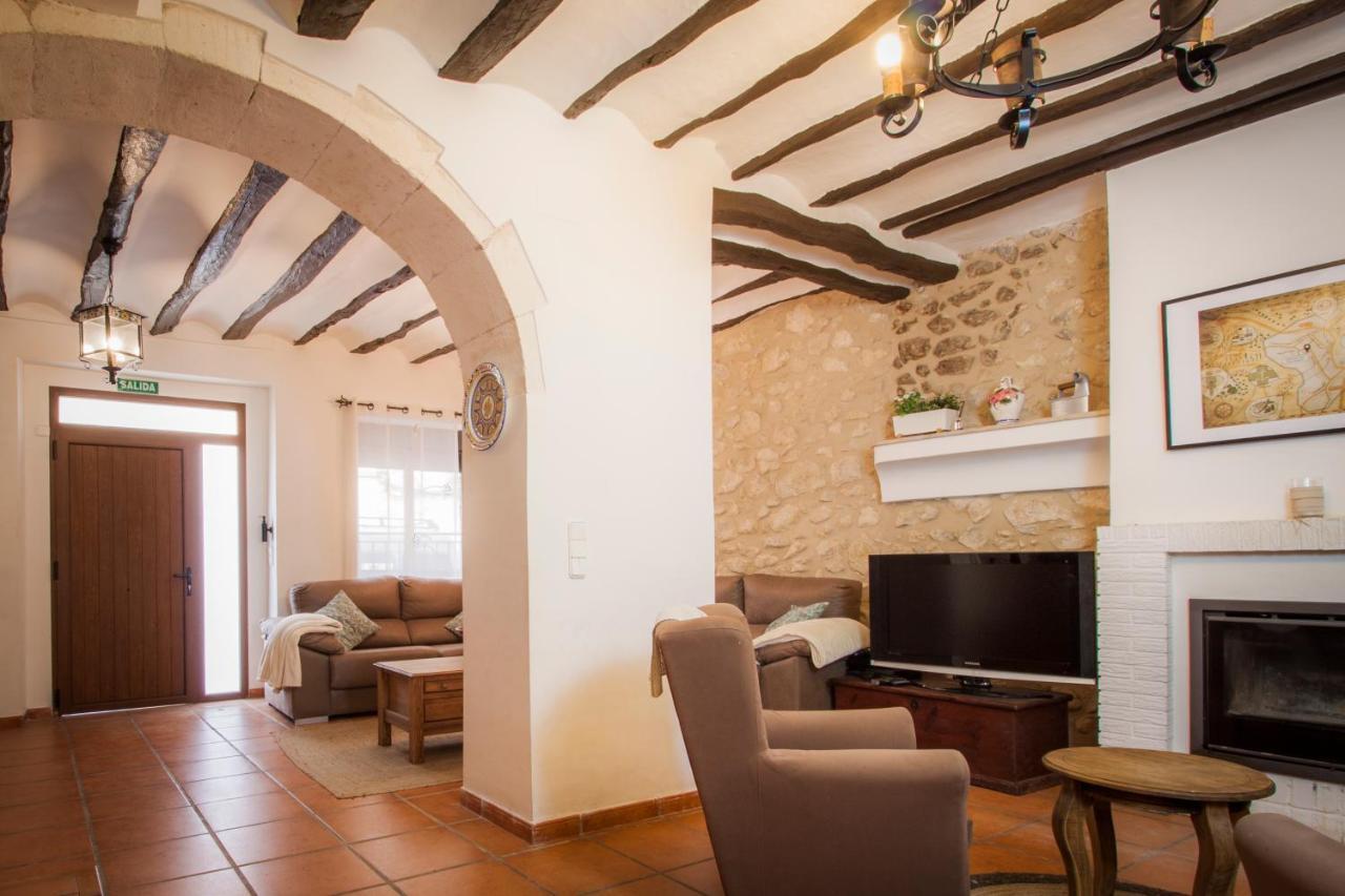 Casa Amparo - Alquiler íntegro con encanto en Alicante Alcoleja Exterior foto