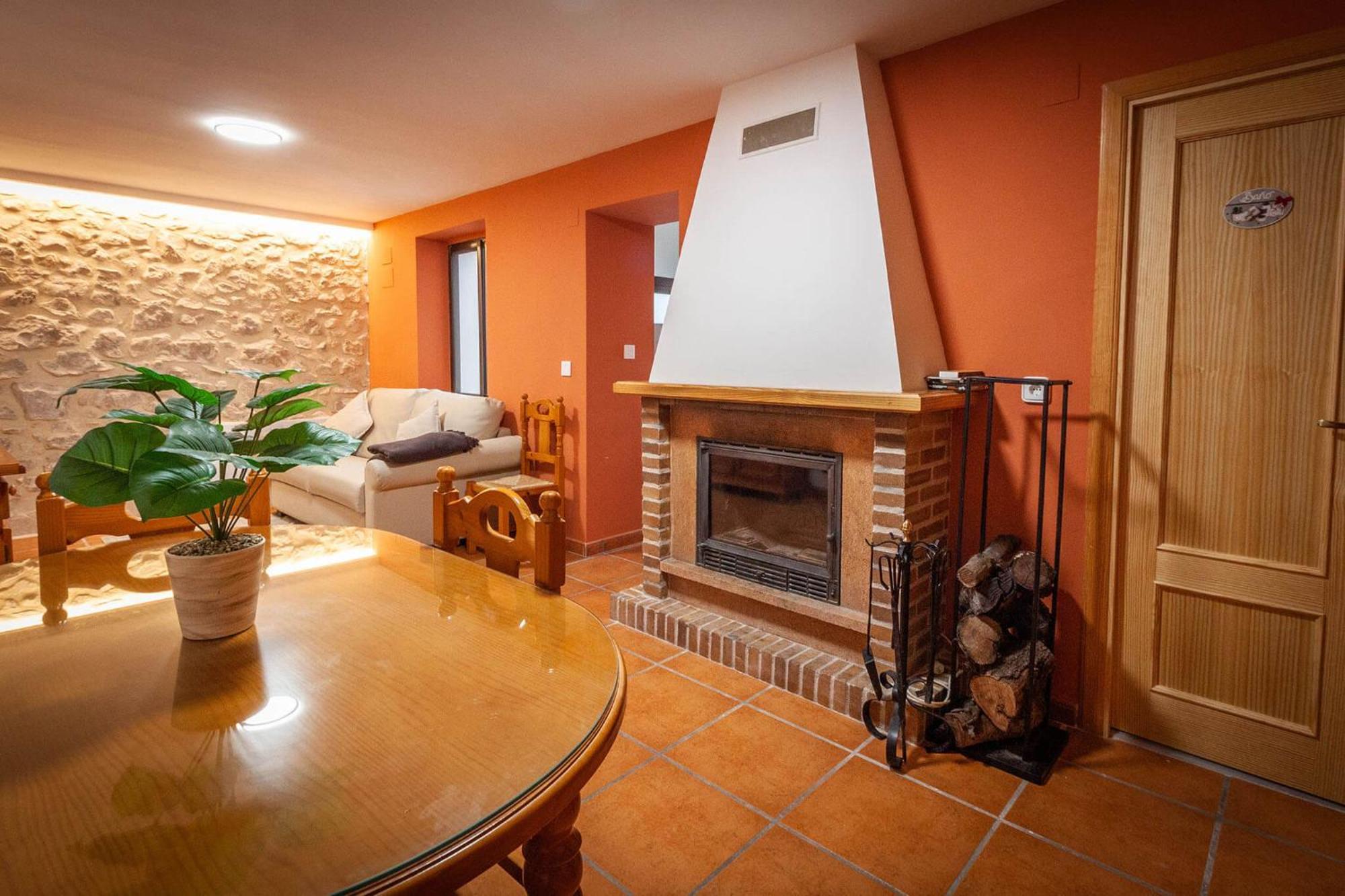 Casa Amparo - Alquiler íntegro con encanto en Alicante Alcoleja Exterior foto